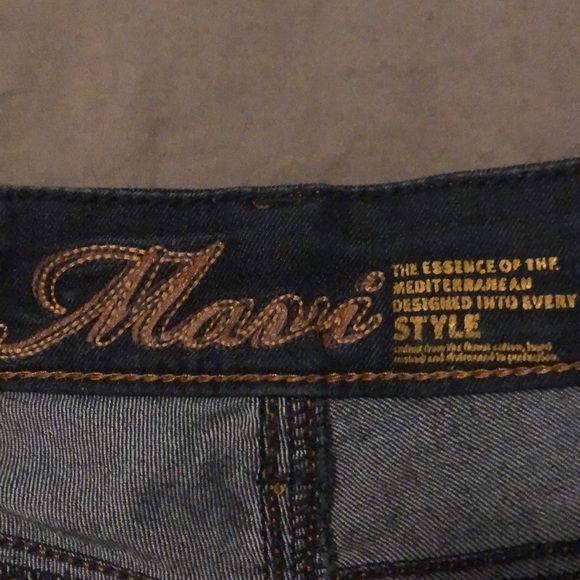 Jeans - Picture 2 of 3